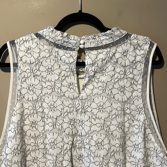 Torrid White with Black Stitching Floral Lacey Sleeveless Top - Picture 13 of 16